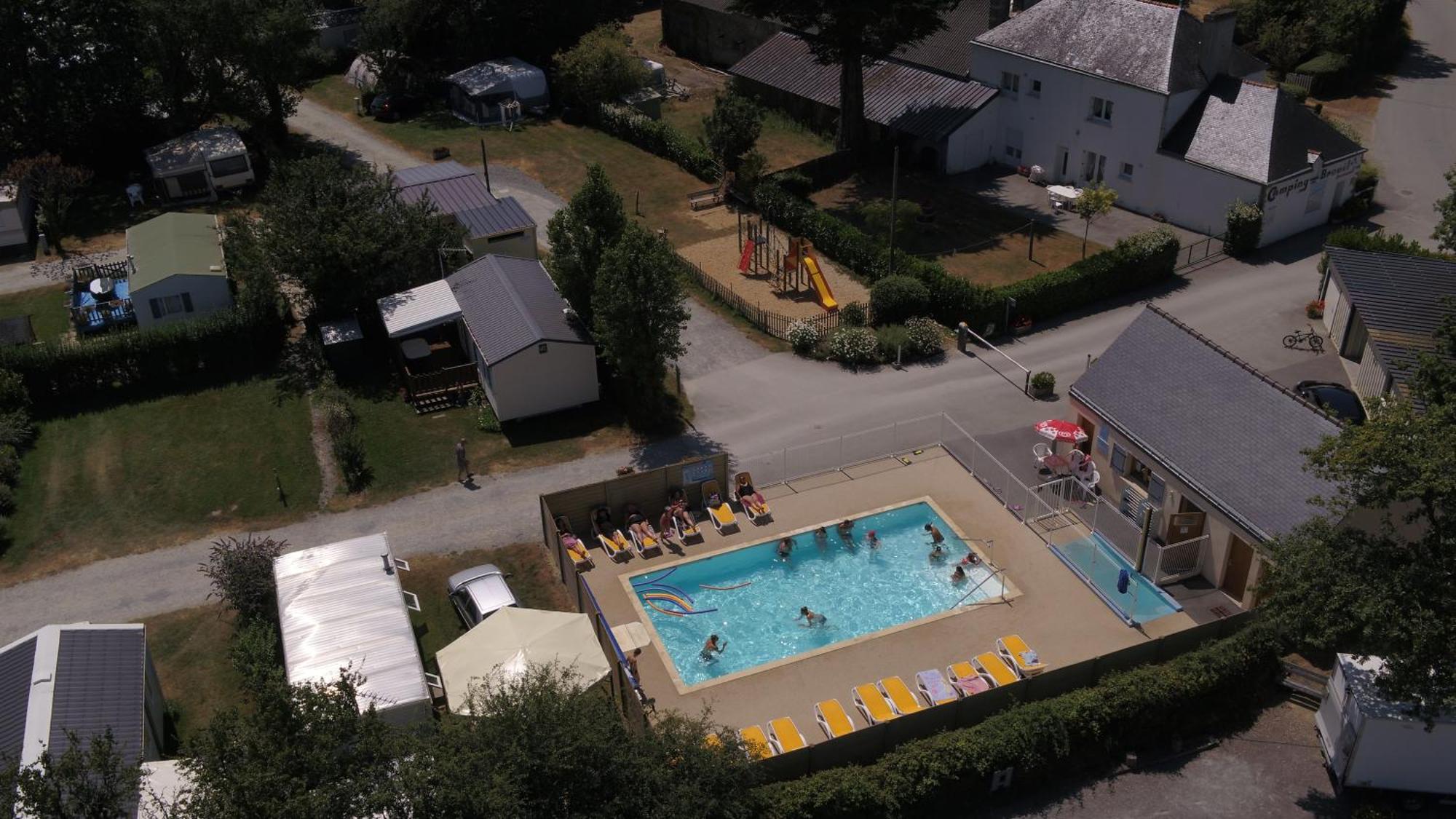 Camping De Brouel Ambon Exterior photo